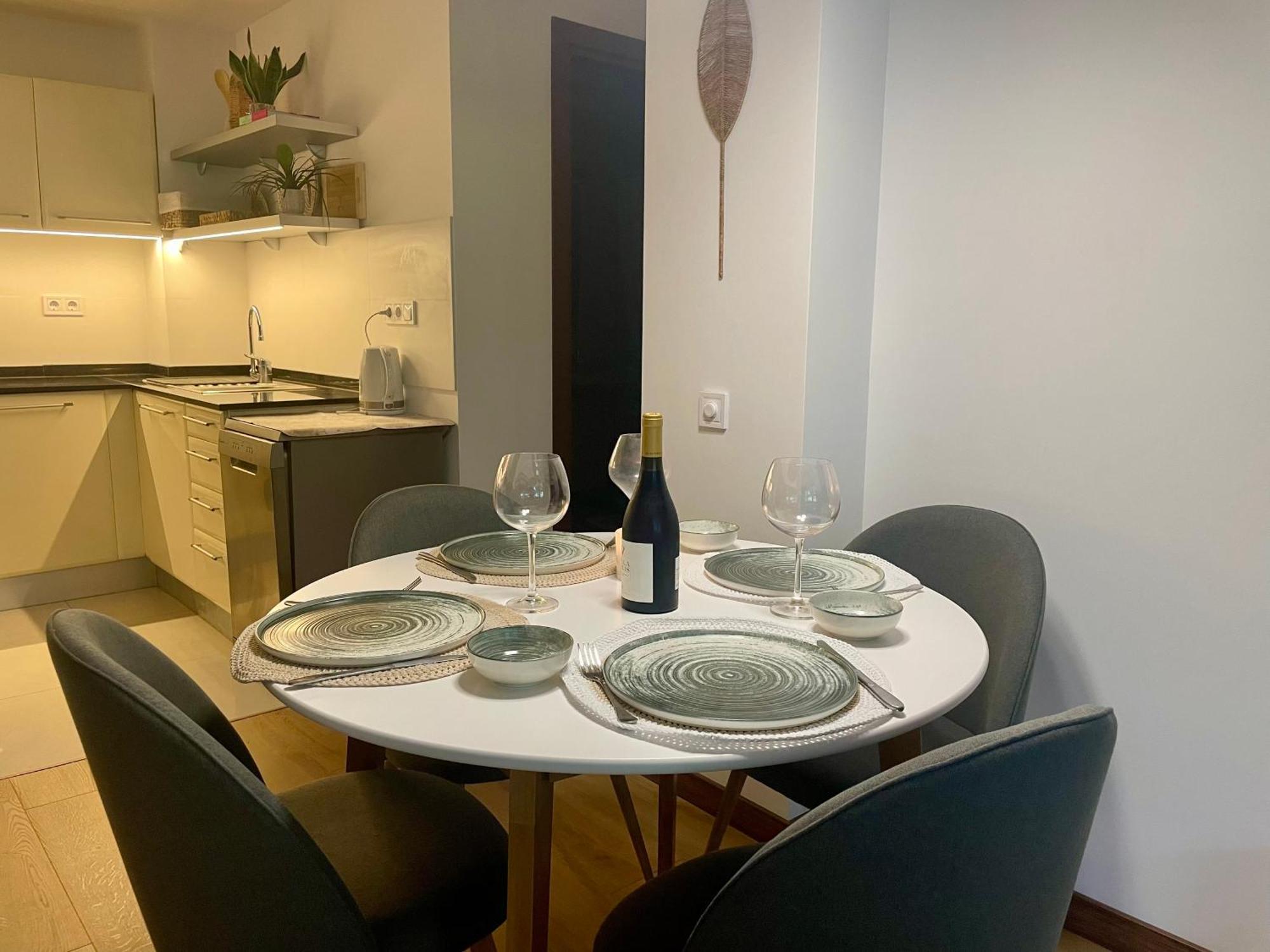 Ground Floor 2-Bedrooms, 2-Bathrooms Apartment Near Bansko In A Complex With Pools And Spa Included 拉兹洛格 外观 照片