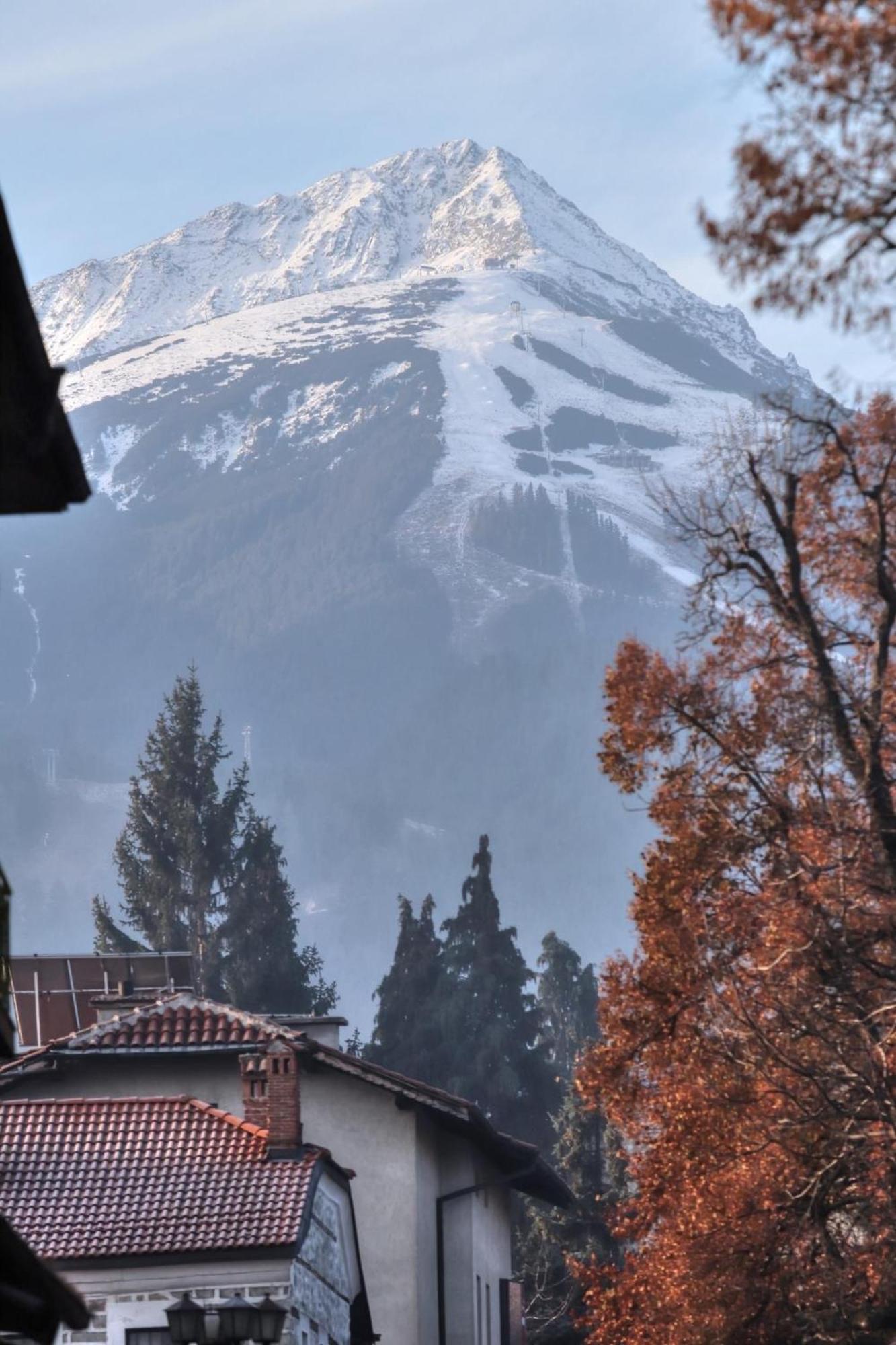 Ground Floor 2-Bedrooms, 2-Bathrooms Apartment Near Bansko In A Complex With Pools And Spa Included 拉兹洛格 外观 照片